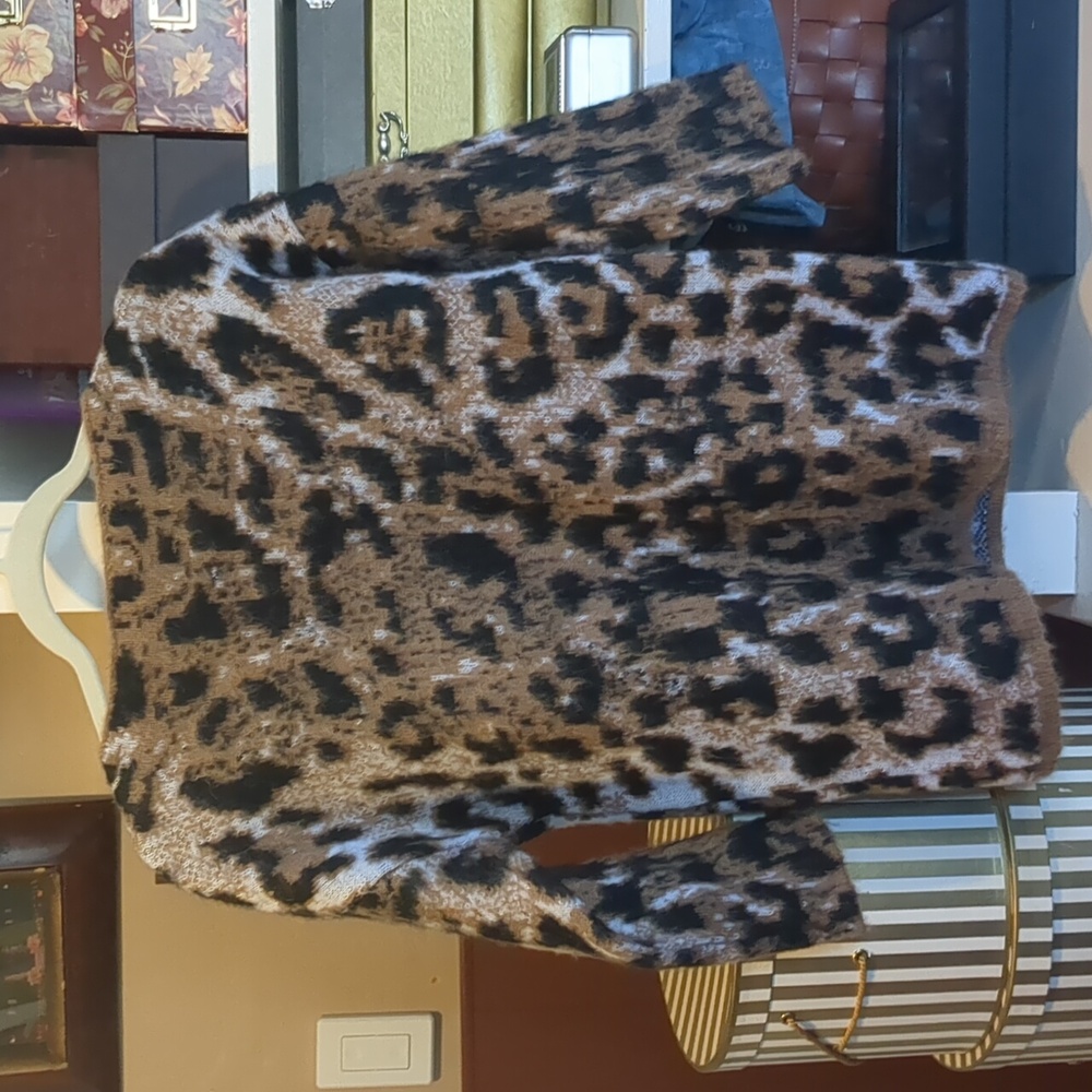 Lineamaglia Leopard Animal Print Brushed Boat Neck 3/4 Sleeve Sweater Size Small - Picture 4 of 5